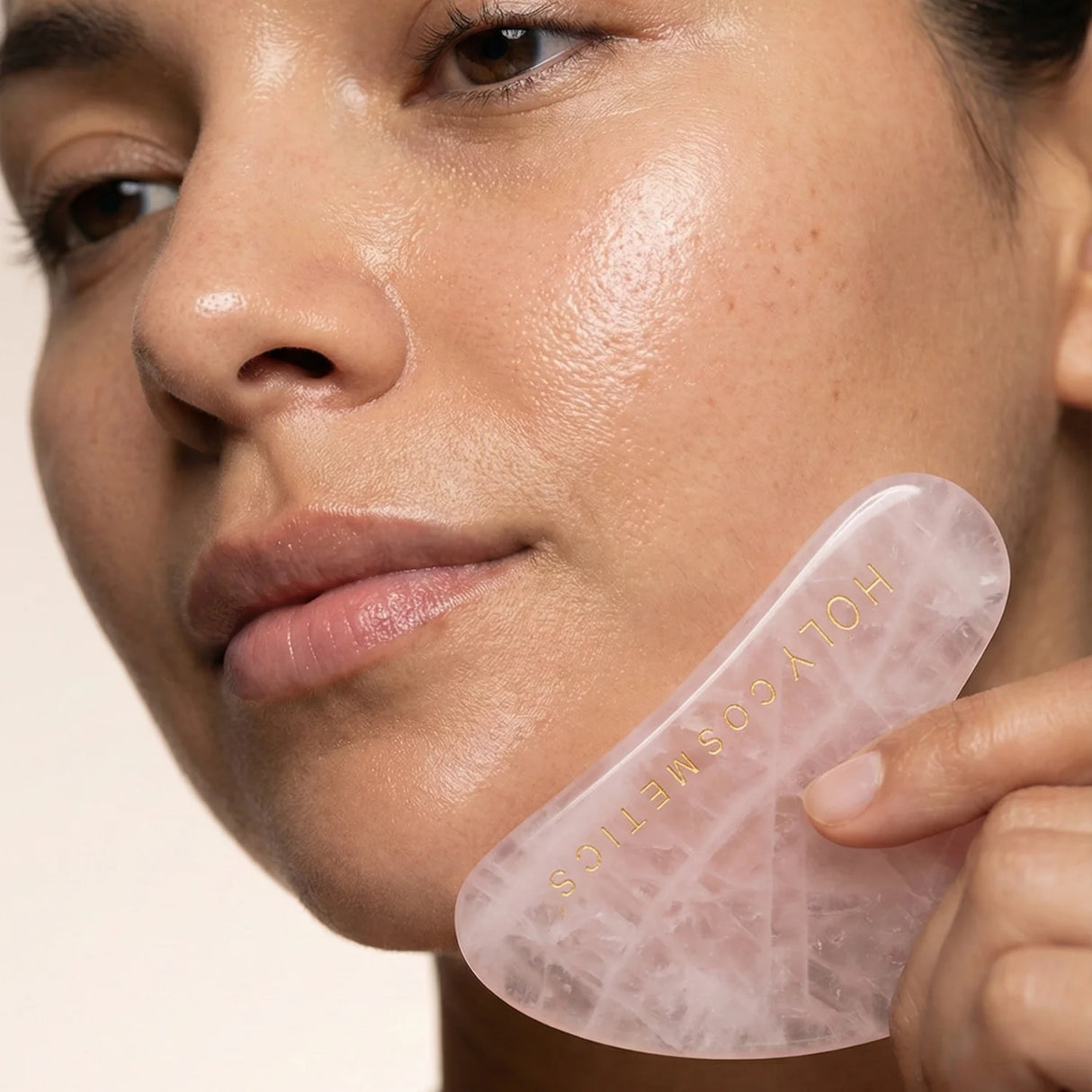 Gua Sha Facial de Cuarzo Rosa Holy