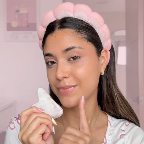 Gua Sha: Qué es, Cómo Usarlo y Beneficios para el Rostro